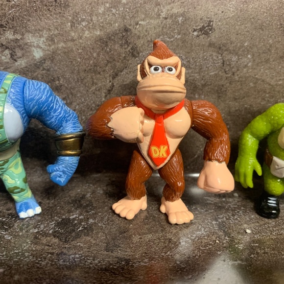 Donkey Kong Country Rare Takara Figure Lot – Vintage Nintendo Collectibles - Picture 4 of 5
